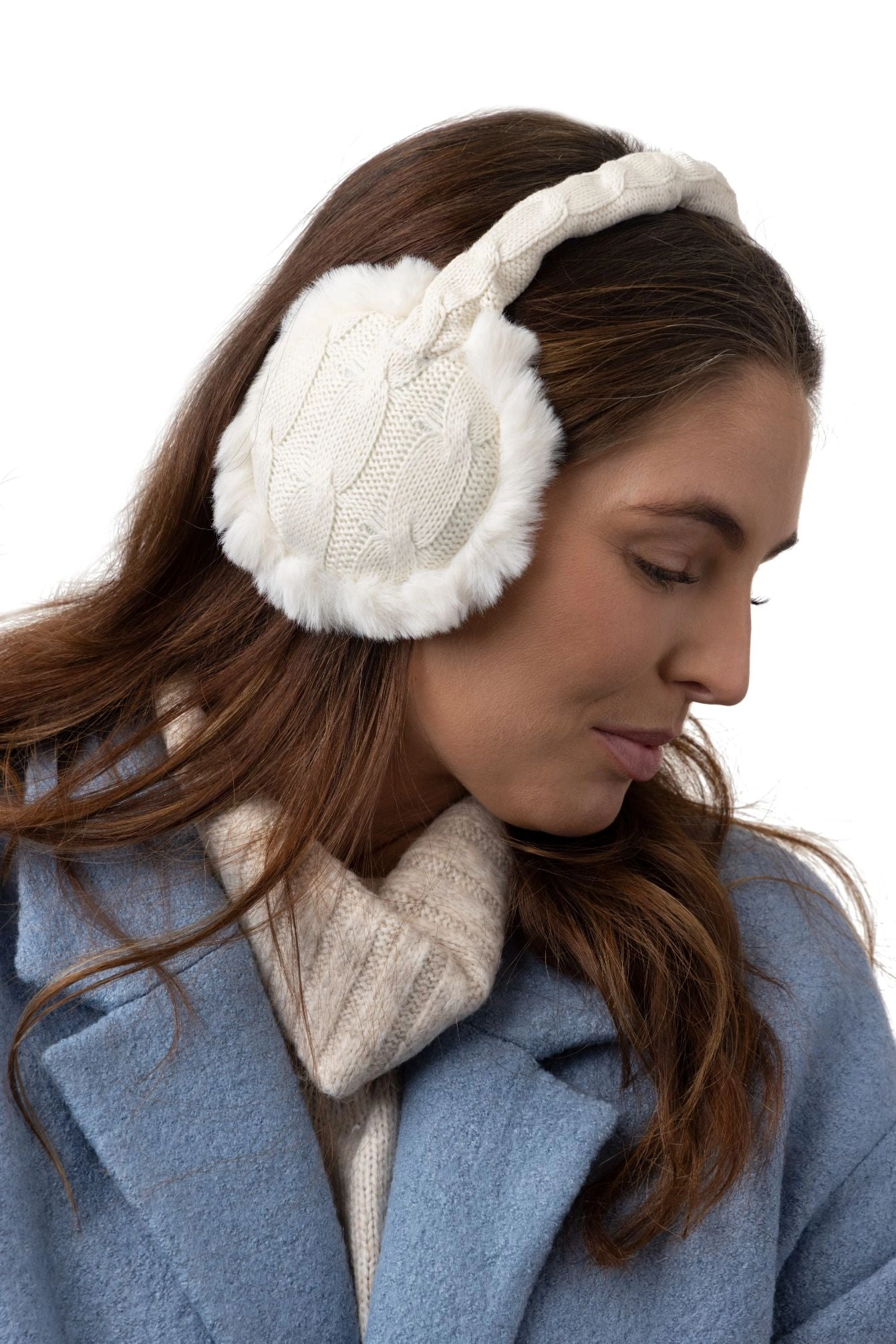 Albury Foldaway Earmuffs: Cozy Ears, Anywhere, Anytime.